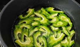 娱乐吃瓜不长肉,揭秘不长肉的快乐生活